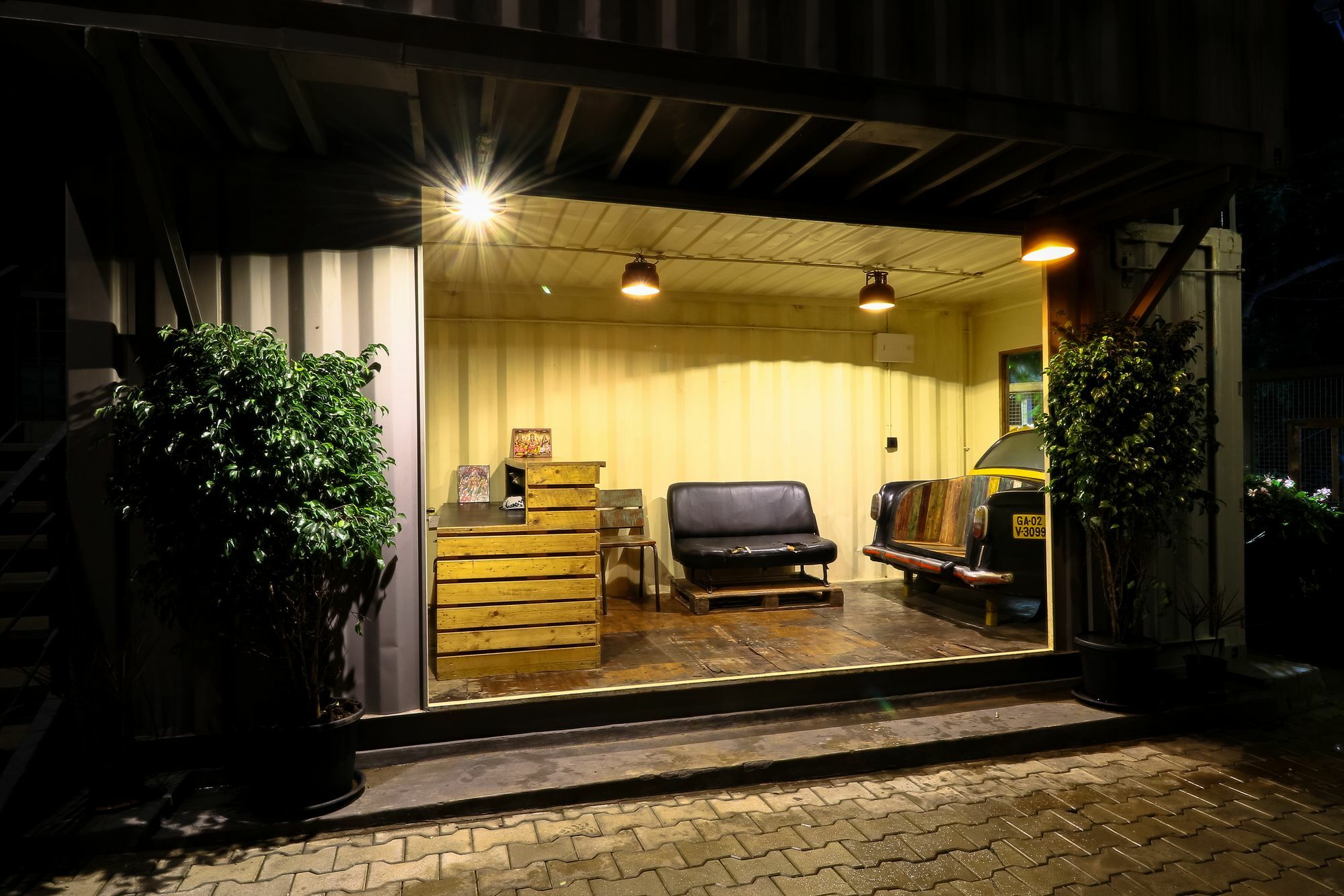 Beach Box Hotel Baga Gosavvy Collection Bagian luar foto